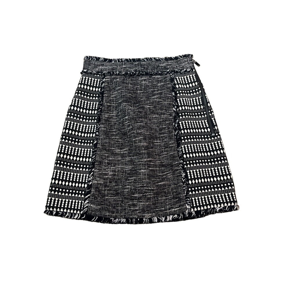 French Connection Tweed Skirt Women’s Black/White Fringe Mini Size 2 Twee Preppy